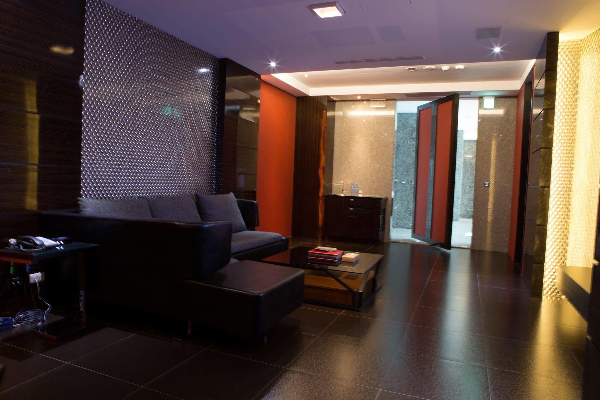 All-Ur Boutique Motel - Hualian Branch Ji'an Exterior photo